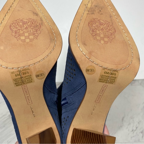 Vince Camuto Yolandal Blue Cutout Suede Pointy Toe Heeled Bootie 6M - Picture 11 of 14